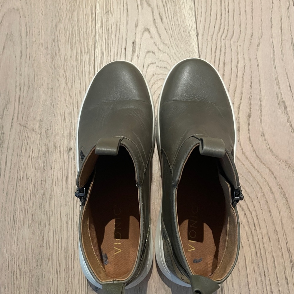 Vionic Boots - image 4